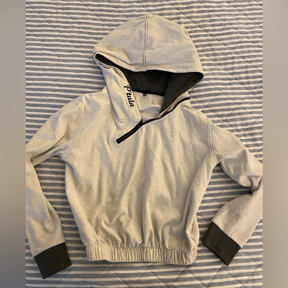 LIKE NEW P’tula medium cropped hoodie